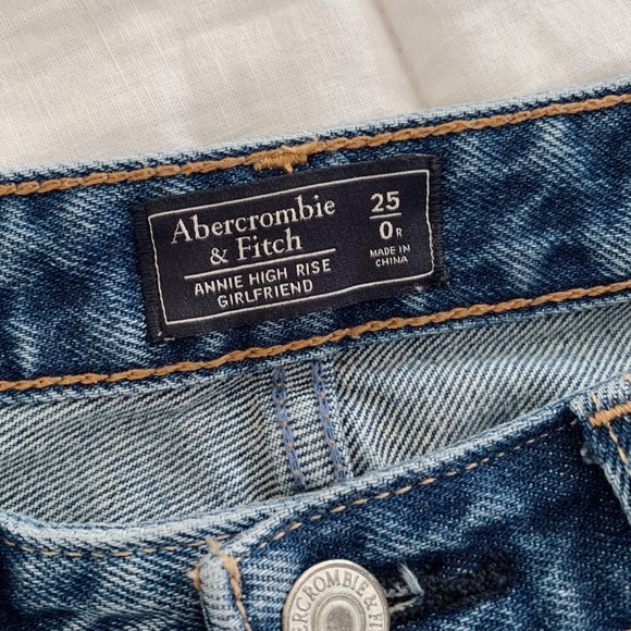 Dark Wash Abercrombie Annie High Rise Girlfriend Distressed Acid Wash Jeans 25 - Picture 9 of 12